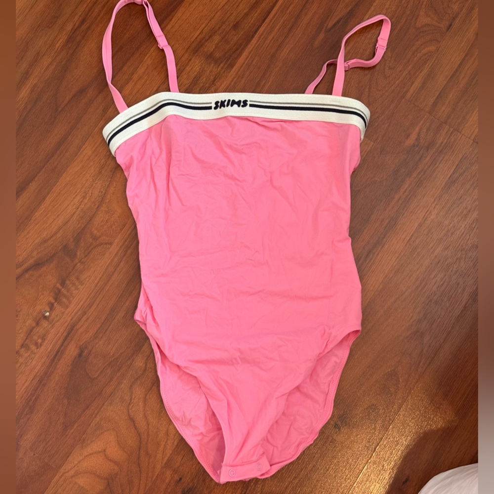 SKIMS Pink bodysuit